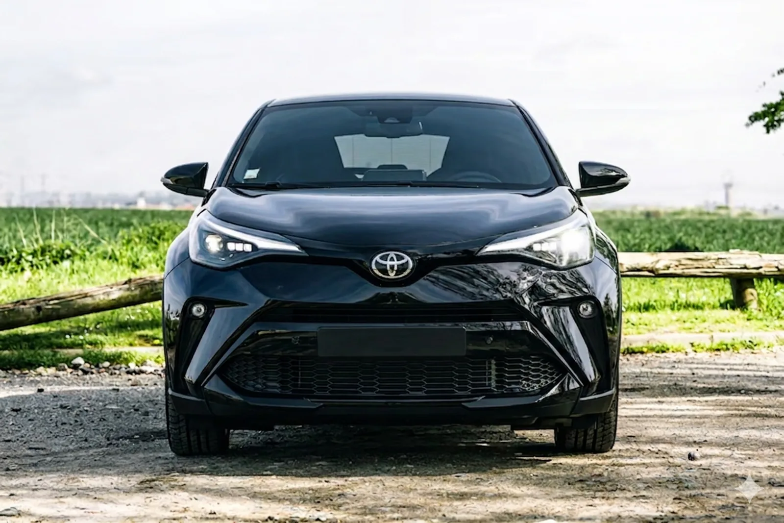 Toyota C-HR — vue avant